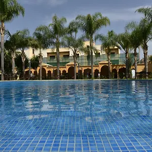 4* فندق &